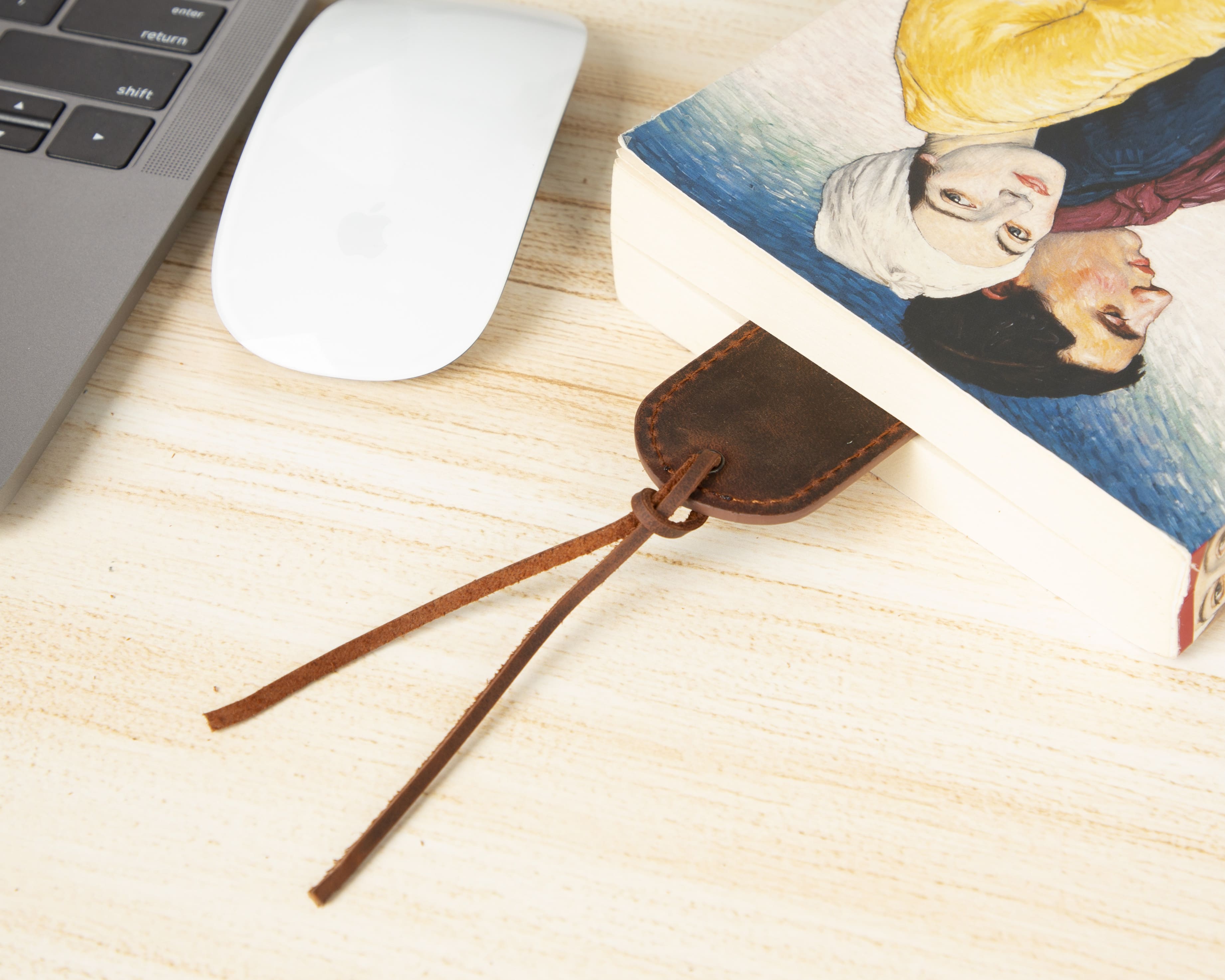 Markora Stitched Genuine Leather Bookmark