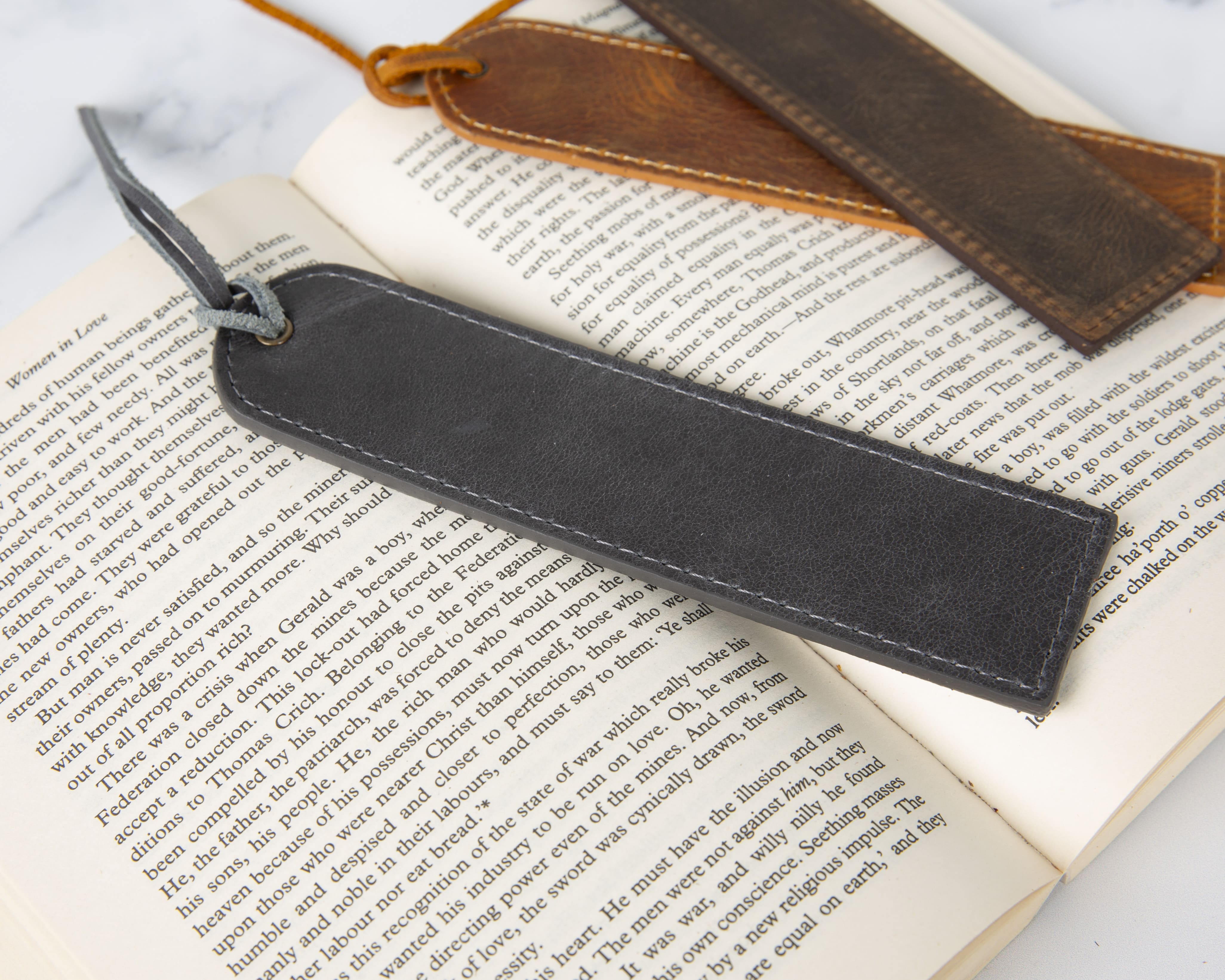 Markora Stitched Genuine Leather Bookmark