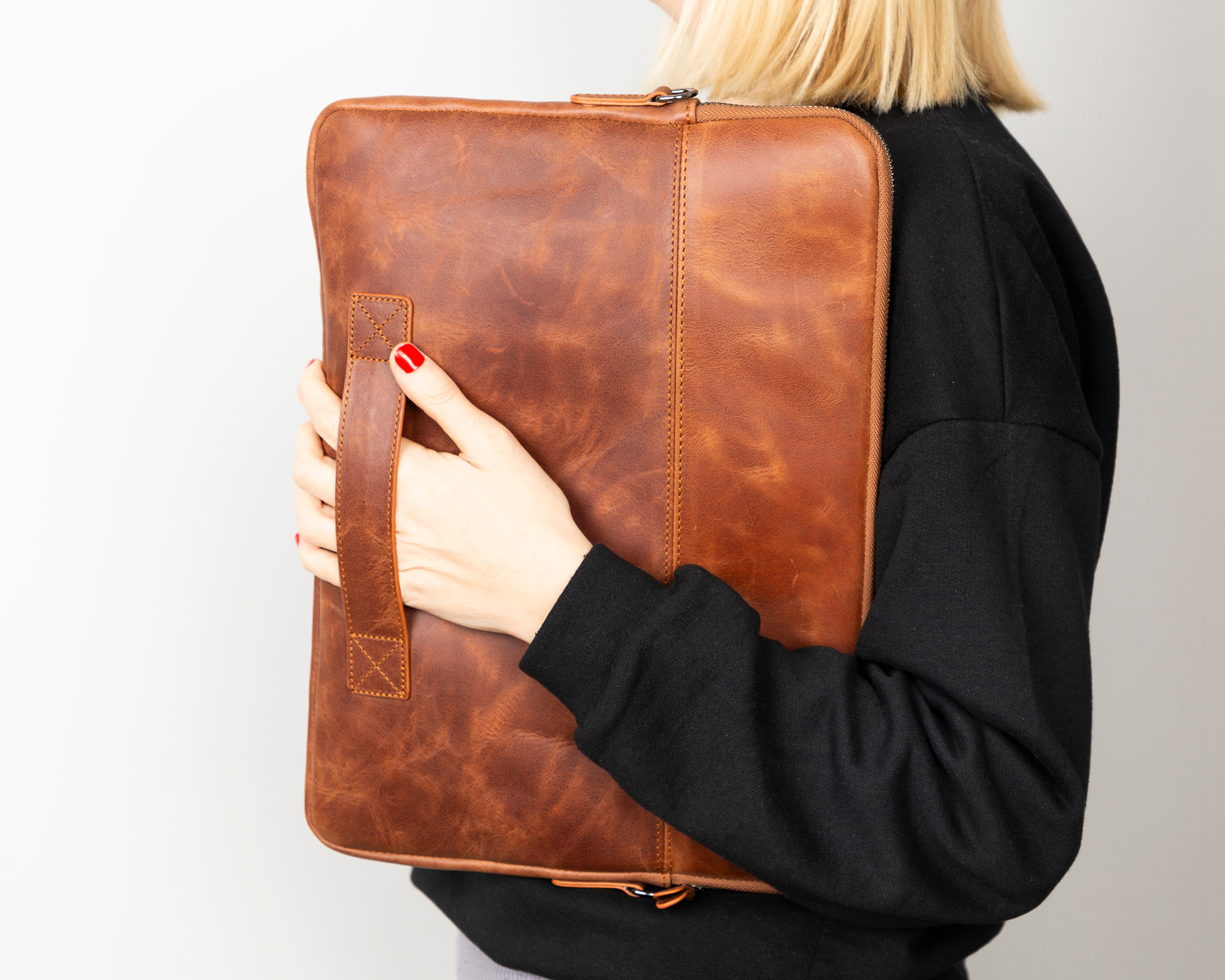Awe Slim Leather Laptop / Tablet Bag - saracleather