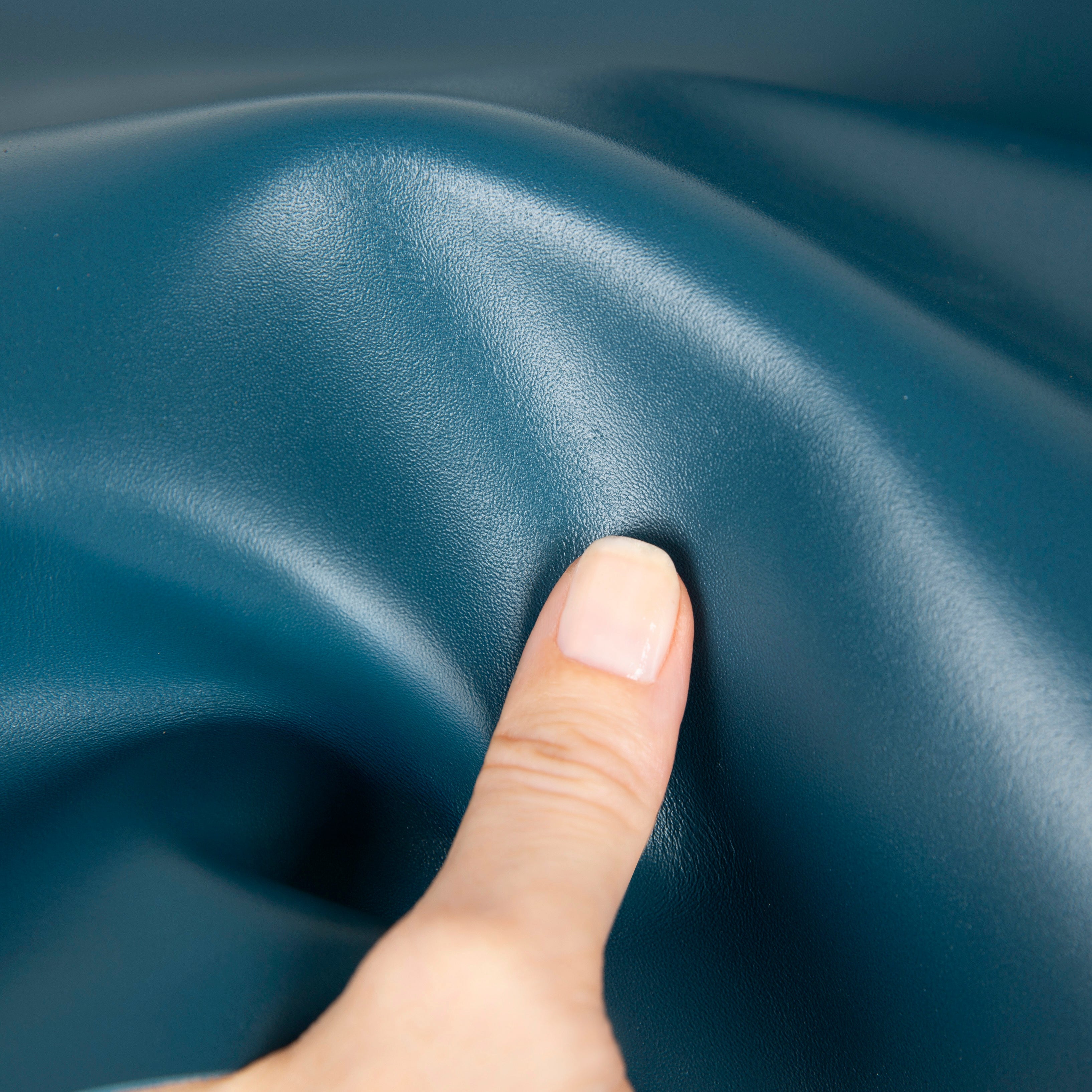 Magic iPhone 17 Detachable Genuine Leather Wallet Case