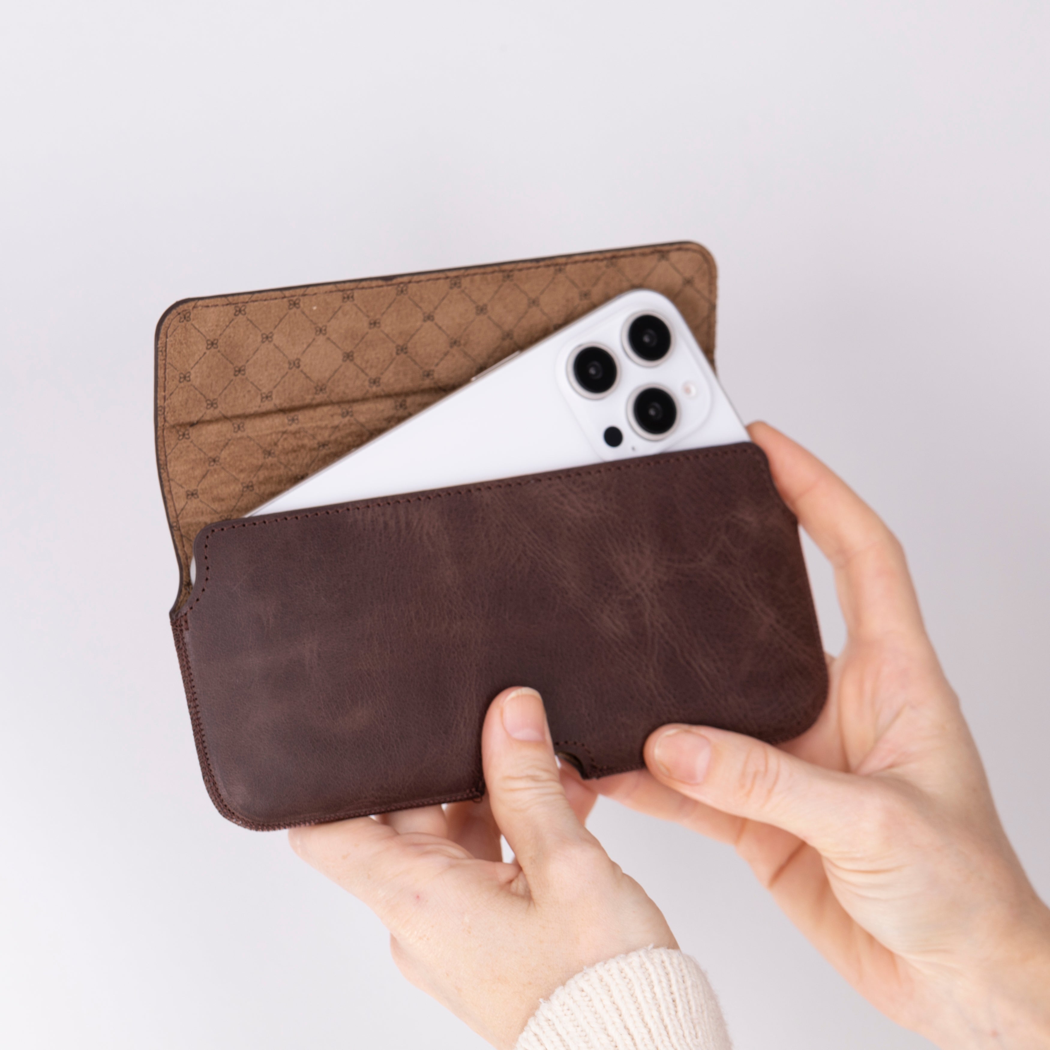 Aslant Belt iPhone 16 Pro Genuine Leather Case