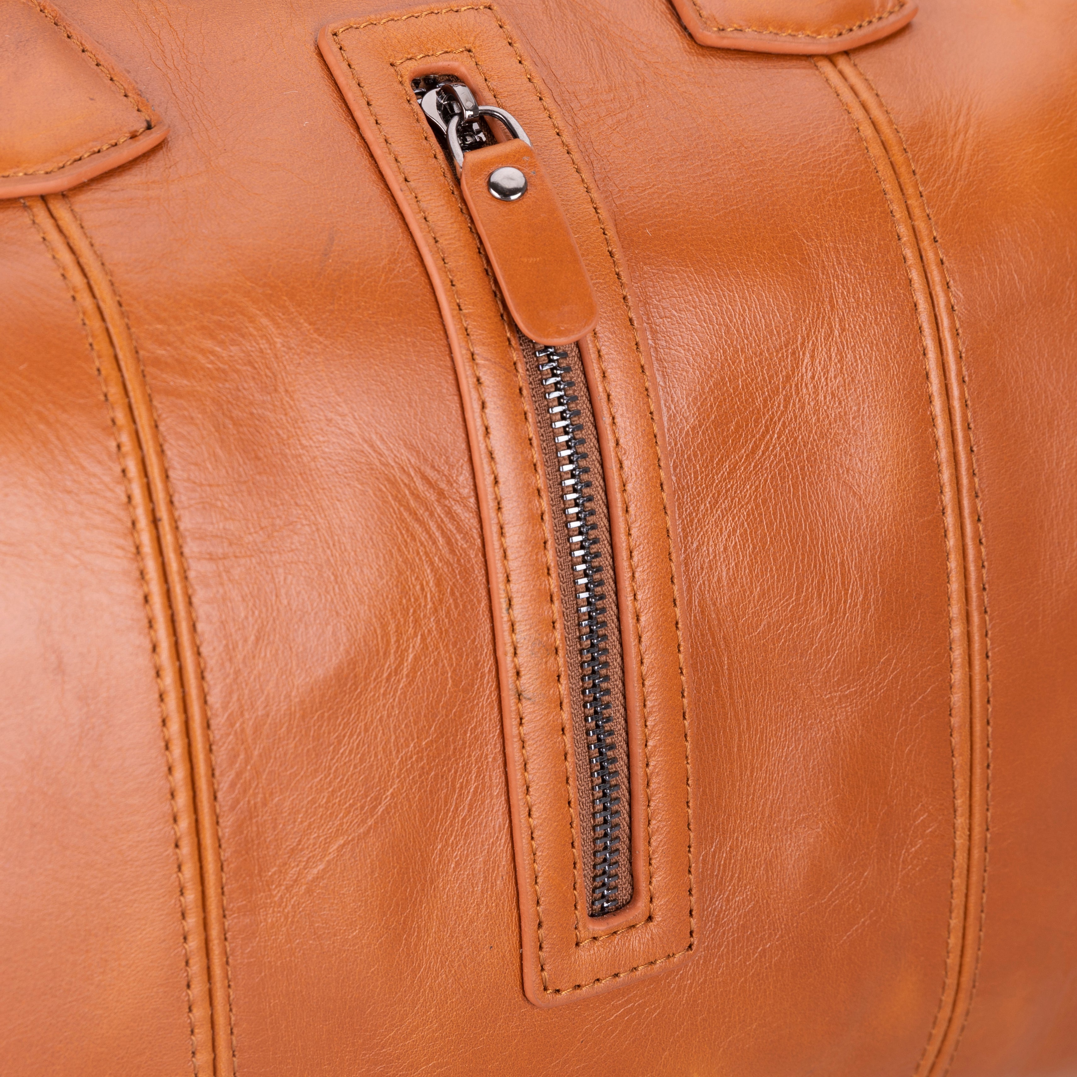Crestiva Genuine Leather Weekend Duffle Bag