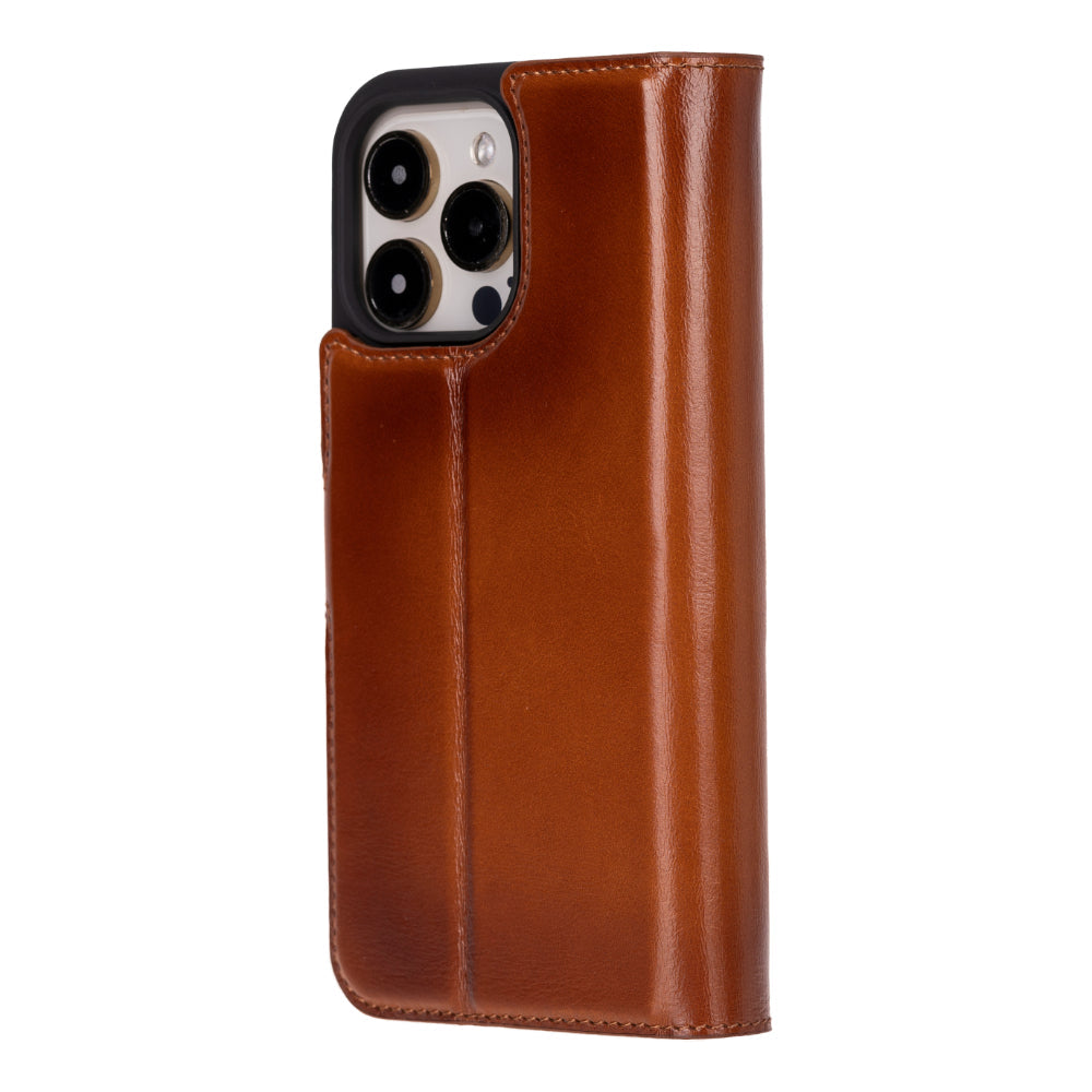 Magic iPhone 16 Pro Genuine Leather Detachable Wallet Case