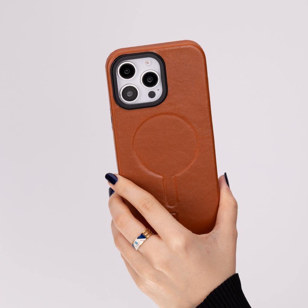 Lexora iPhone 16 Pro Max Deri Kılıf (Bouletta)