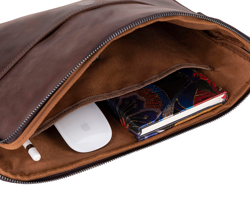 Leeds Slim Genuine Leather Laptop / Tablet Sleeve