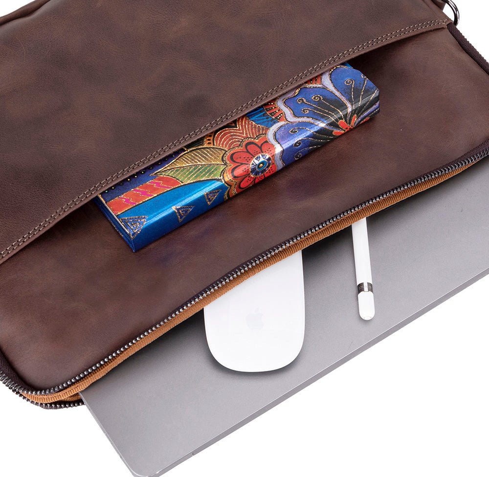 Leeds Slim Genuine Leather Laptop / Tablet Sleeve