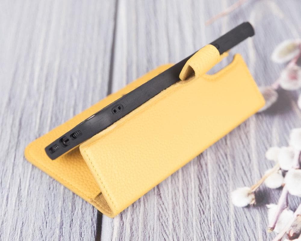 Magic iPhone 12 / 12 Pro Detachable Genuine Leather Wallet Case