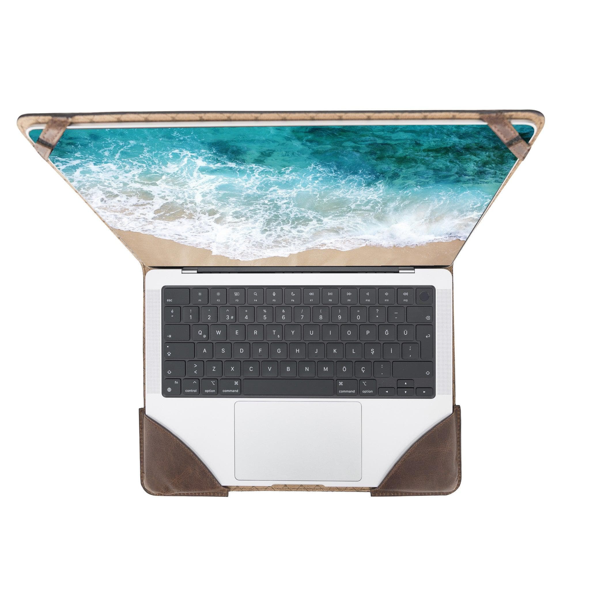 Chester Genuine Leather MacBook Pro 13" to 16" Sleeve