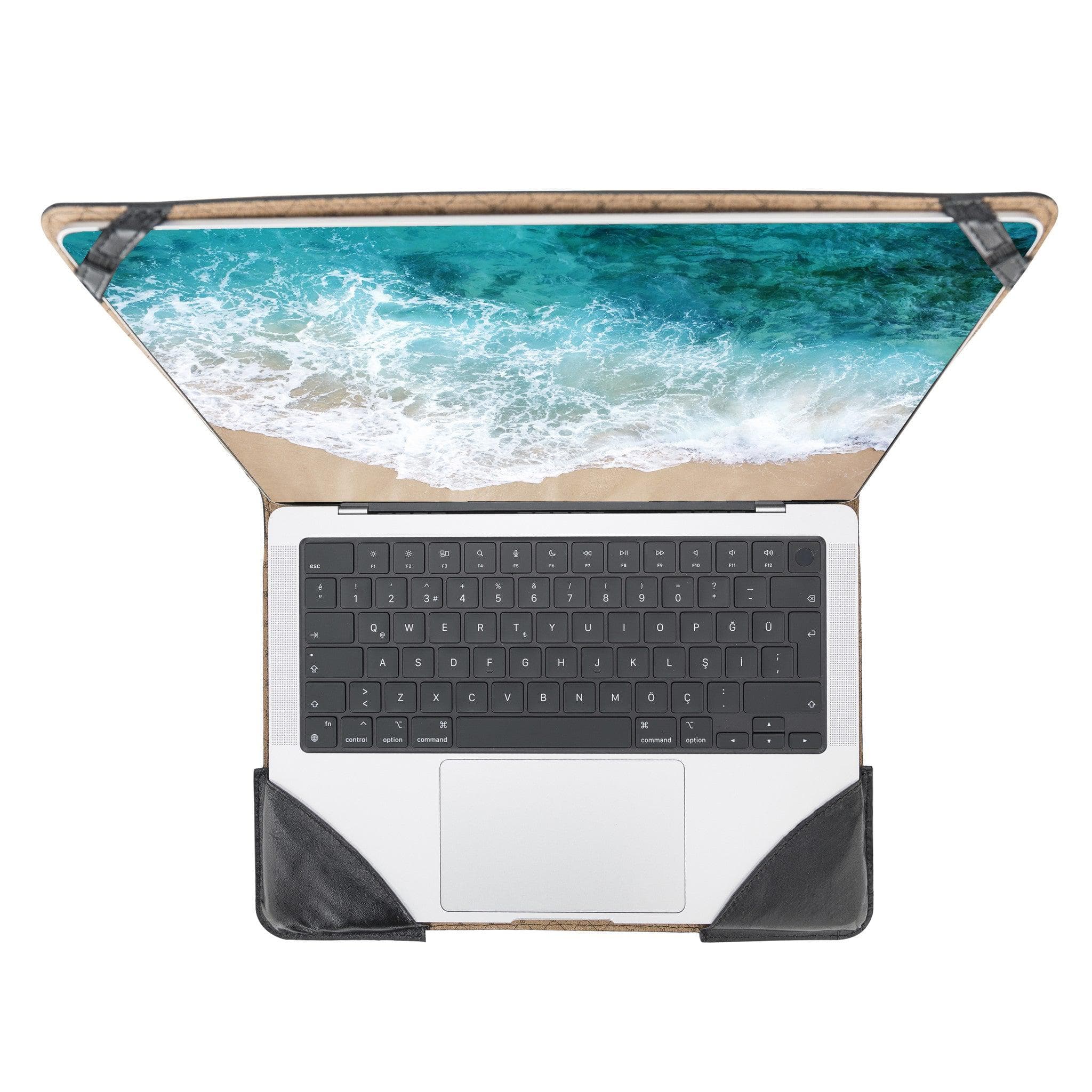 Chester Genuine Leather MacBook Pro 13" to 16" Sleeve