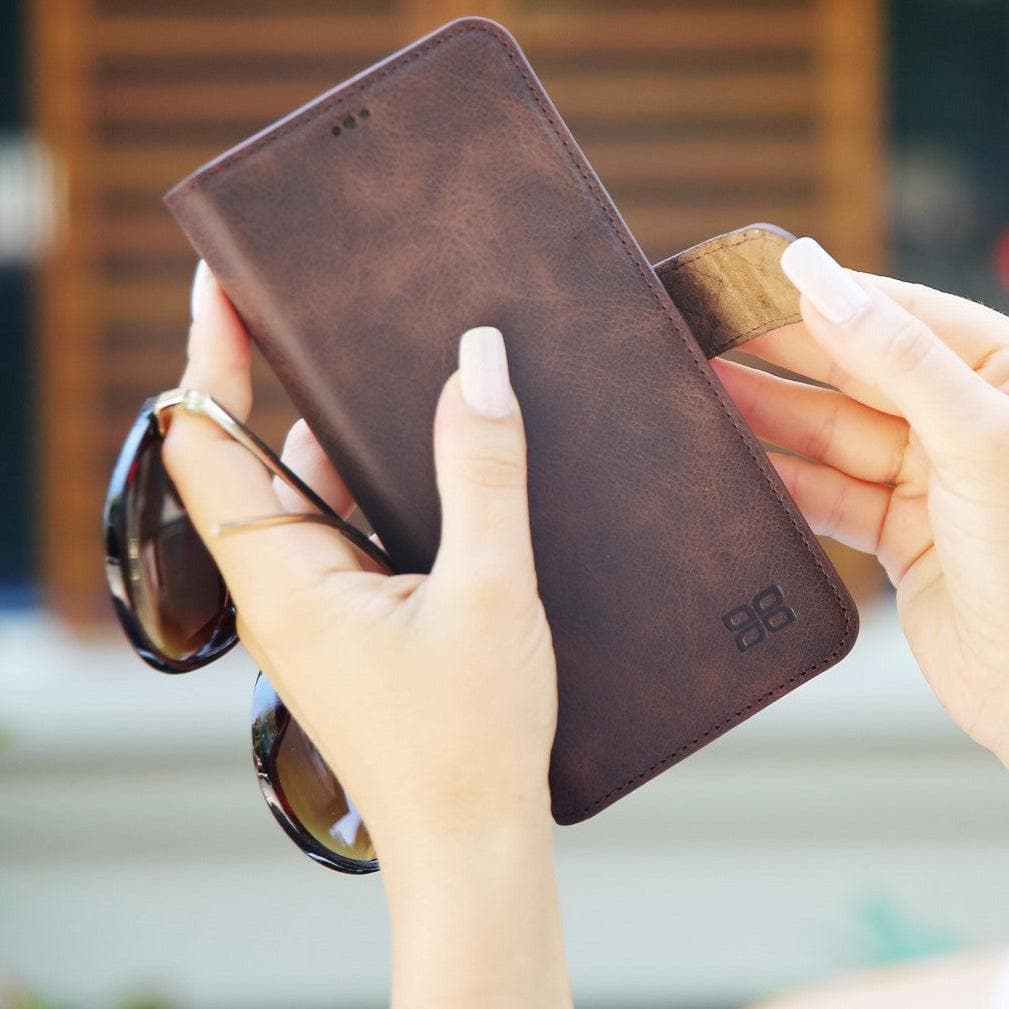 Magic iPhone 13 Detachable Genuine Leather Wallet Case