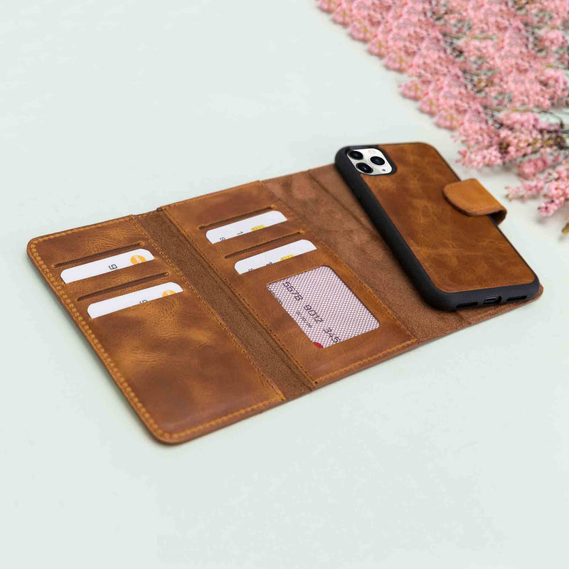 Santa iPhone 11 Pro Genuine Leather Detachable Wallet Case