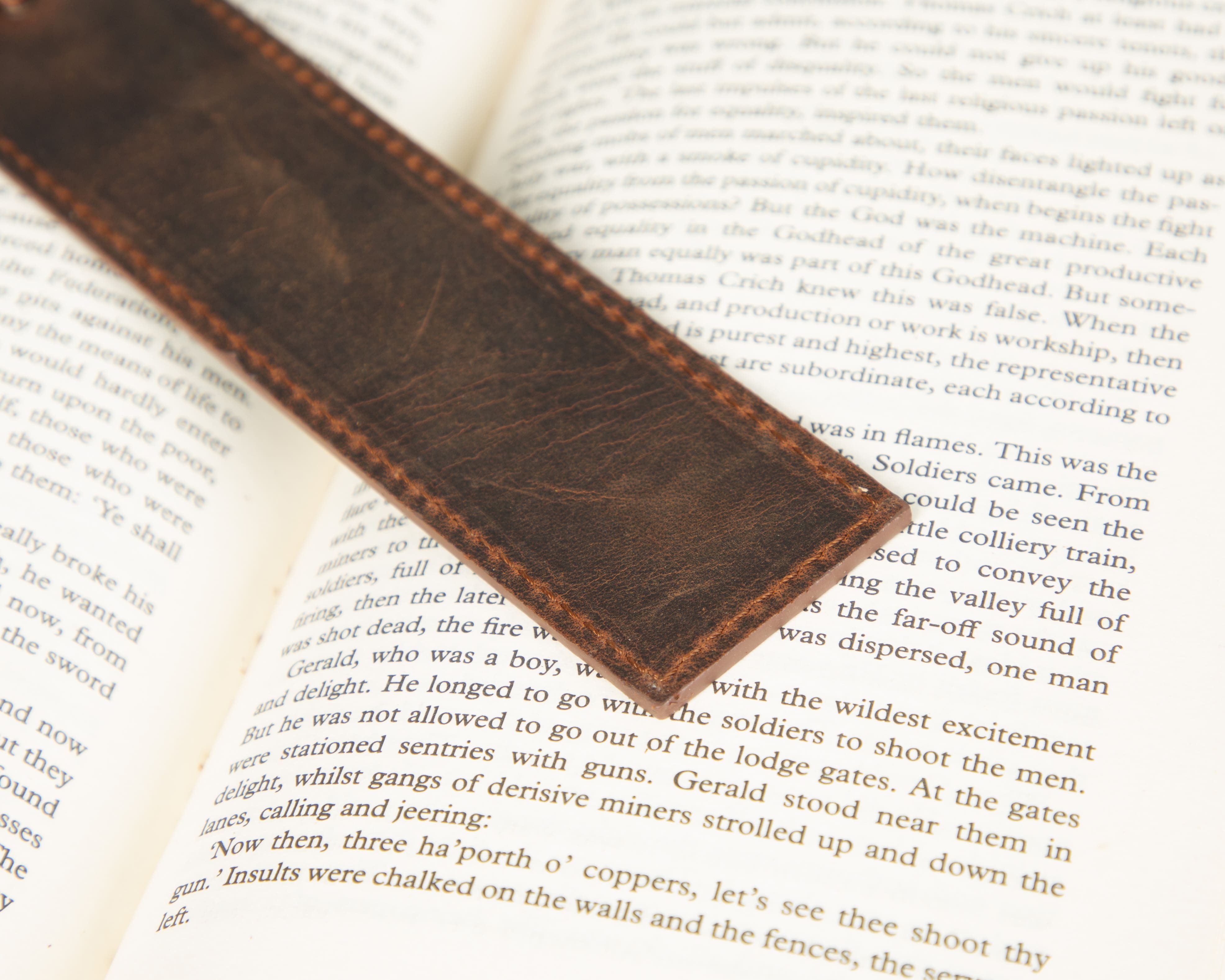 Markora Stitched Genuine Leather Bookmark