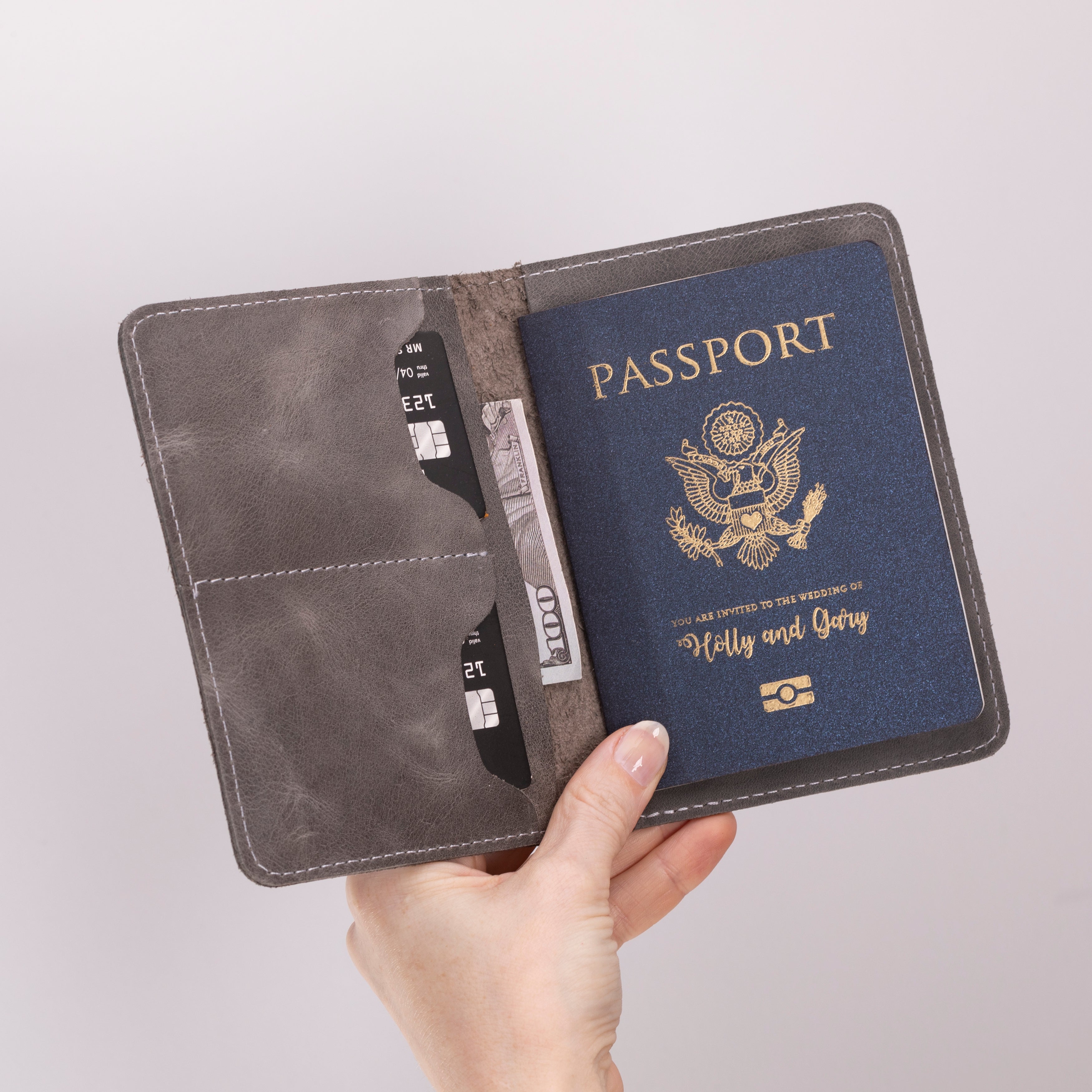 Viaggio Leather Passport Wallet