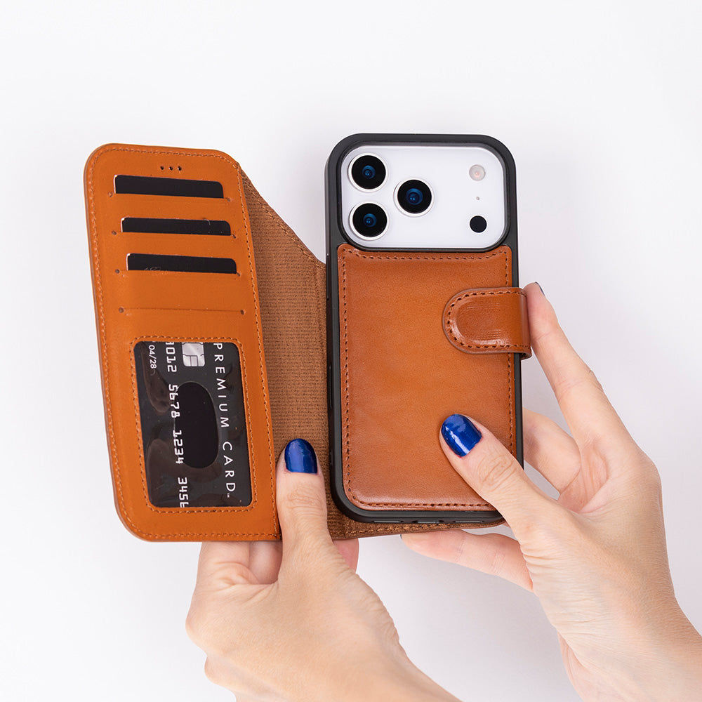Magic iPhone 17 Pro Genuine Leather Detachable Wallet Case