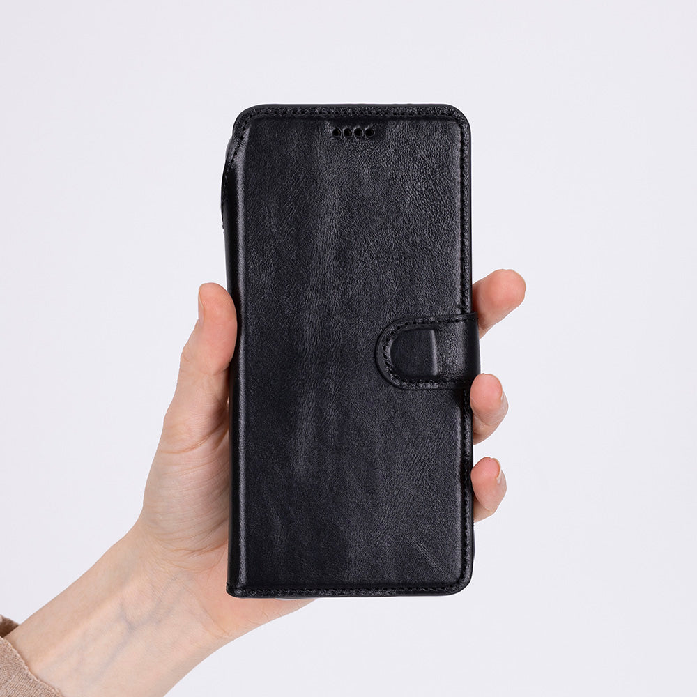 Magic Google Pixel 10 / 10 Pro Leather Detachable Wallet Case (Bouletta)