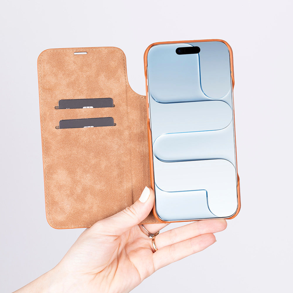 Sonat Genuine Leather iPhone 17 Folio Case