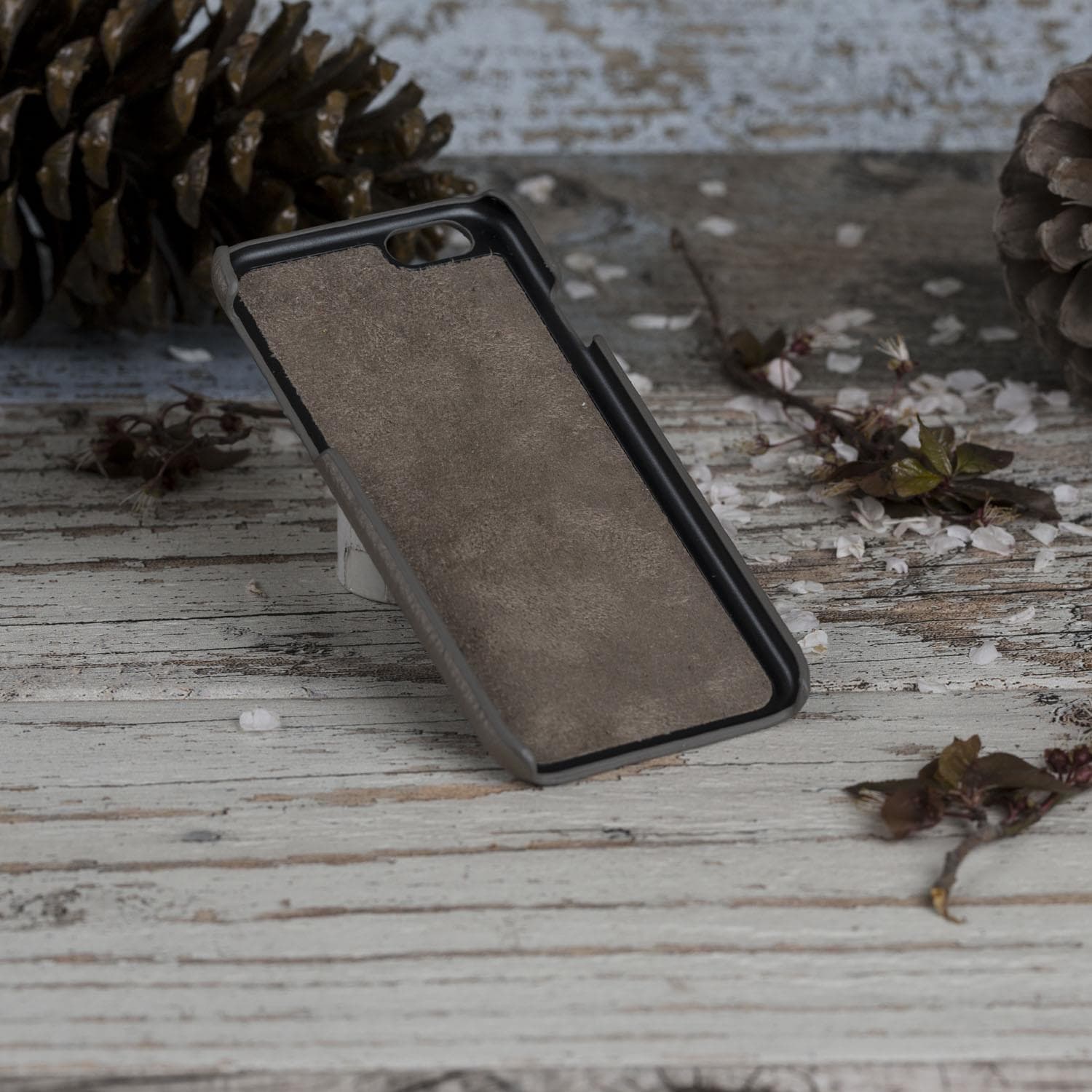 Ultimate Jacket Leather iPhone 6 / 6S Case with Card Holder