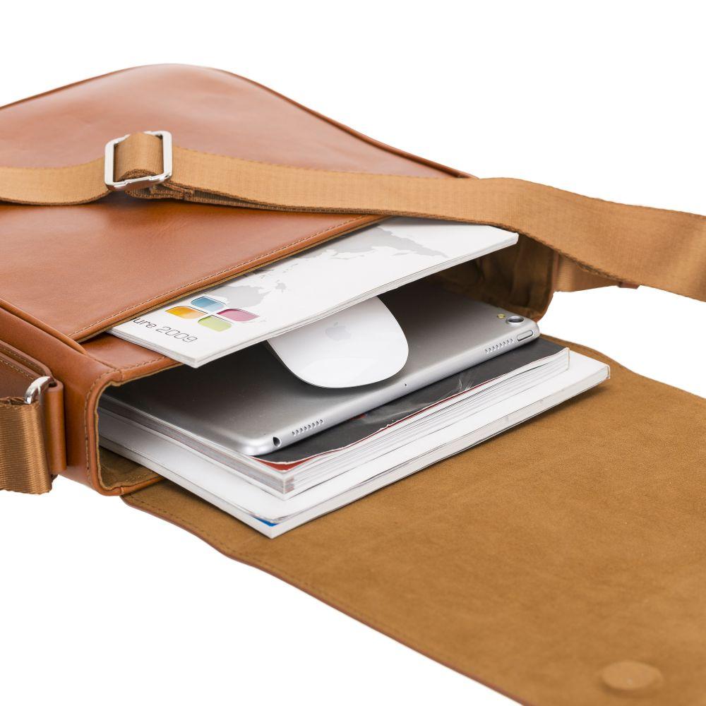 Calisto Leather Messenger Bag