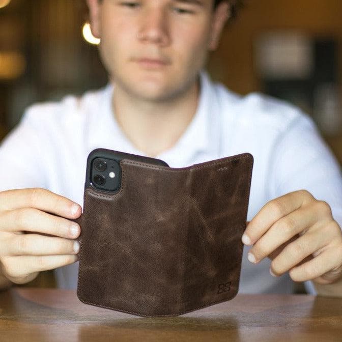 Magic iPhone 13 Pro Max Çıkarılabilir Hakiki Deri Cüzdan Kılıf