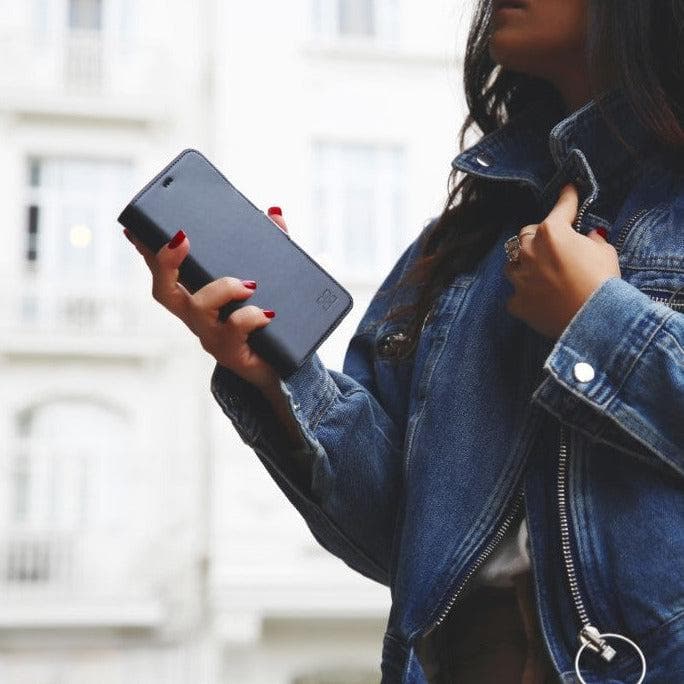 Magic iPhone 13 Pro Max Çıkarılabilir Hakiki Deri Cüzdan Kılıf